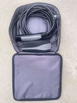 Tesla Gen 2 charger 1101789-00-J