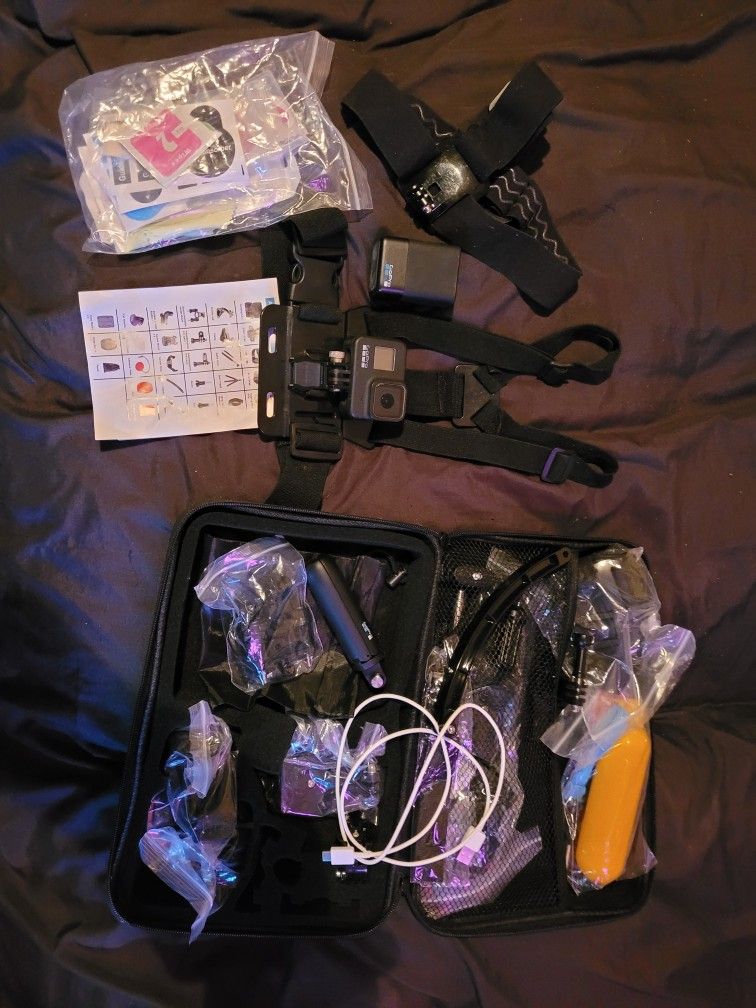 Go Pro 8 With 50+Accesories