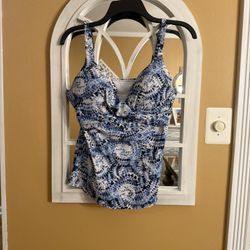 Island Escape Tankini Top