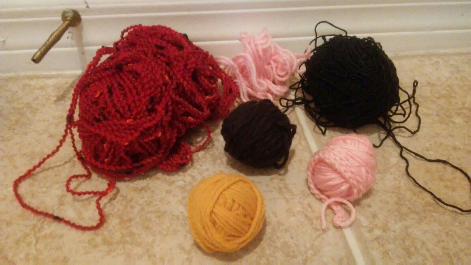 Assorted yarn