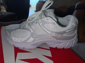 Nike V5 RNR