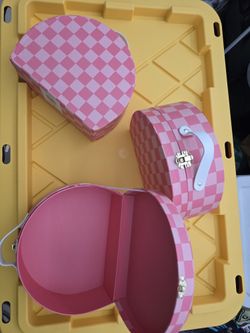 Pink Checkered Novelty Boxes