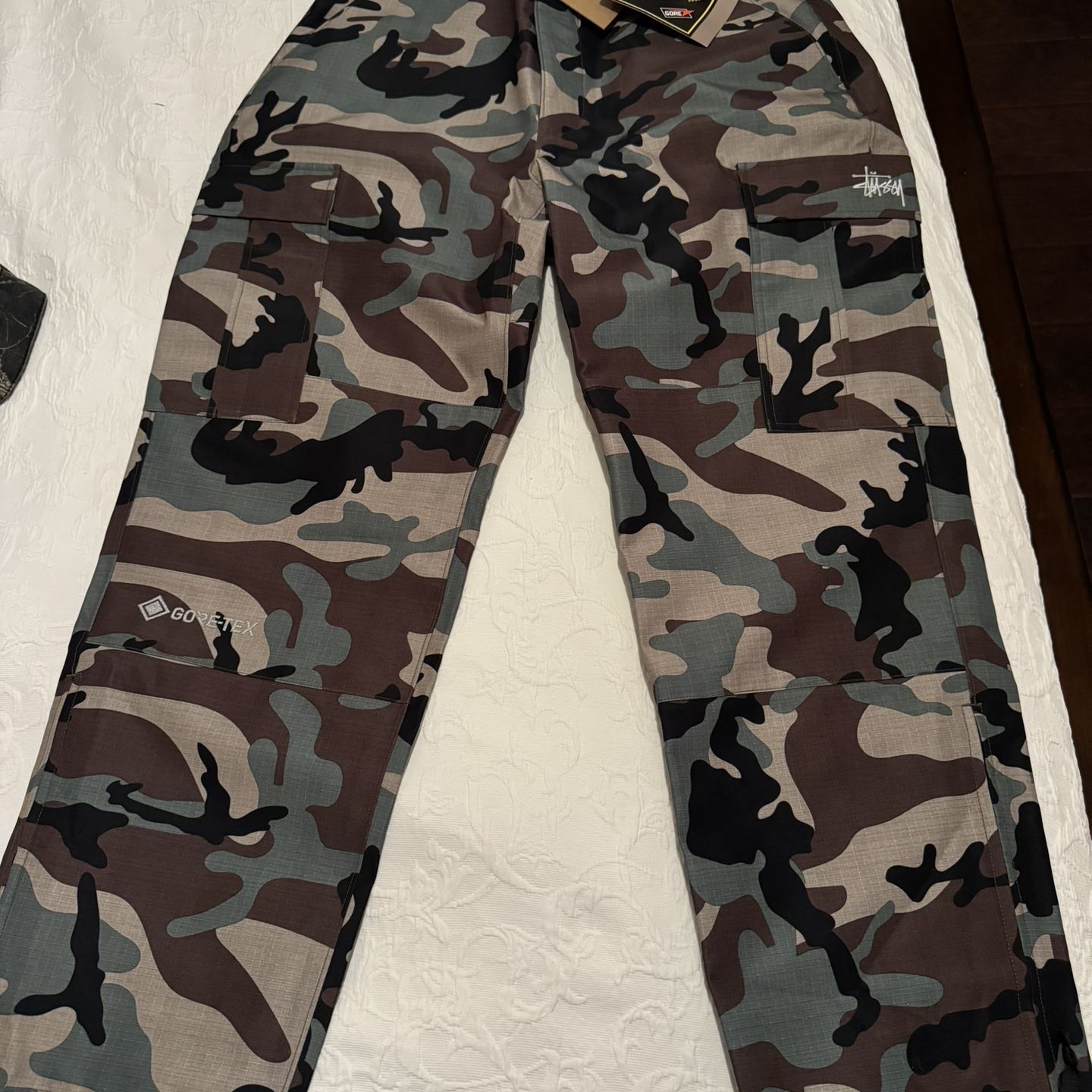 STUSSY GORE-TEX 3 LAYER CAMO PANT 32 新品 Yahoo!オークション - 新品 STUSSY GORE-TEX 3 LAYER CAMO PANT