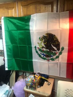 Im Selling Mexican Flags