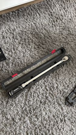 Husky Torque Wrench