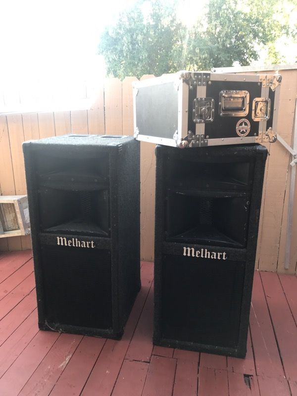 Melhart speakers with amplifier, case, and cables