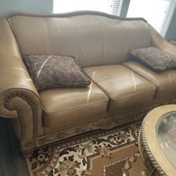 Compelte Sofa Set