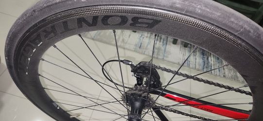 Carbon Wheelset BONTRAGER$750