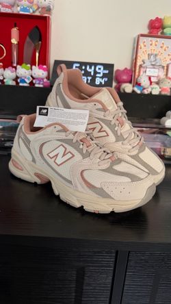 Women’s Sneakers