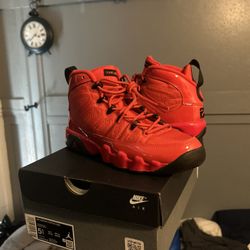 Jordan 9 - Chile red 