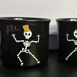 Mr. And Mrs. Skull Coffee Mugs New 