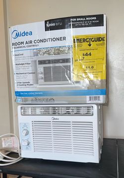 Like New Window AC ❄️ – Ready to Install + Full Kit Included!