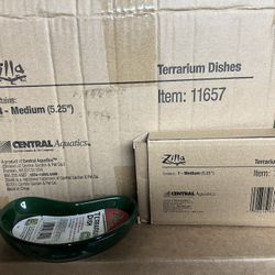 Zilla Terrarium Dishes Medium 2For10