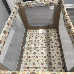 Baby Basinet/Playpen