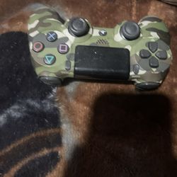 PS4 Controller