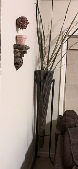 65” inch African plant stand signature decor from American signature furniture