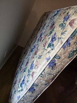 Quuen Size in good condition PICK UP ONLY