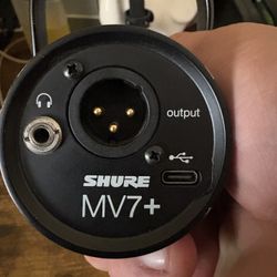 Shure Microphone Mv7+