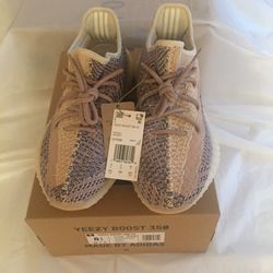 BRAND NEW IN BOX - Yeezy 350 Boost v2