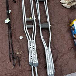 Crutches 