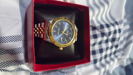 Luxurious watch