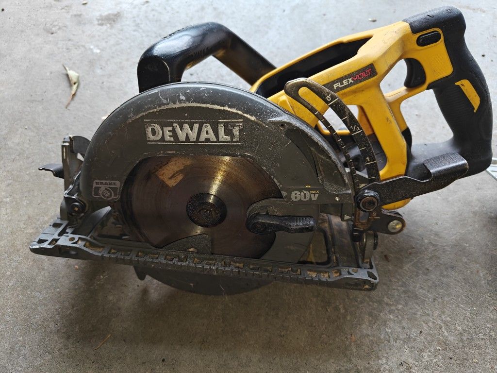 DeWalt 60V Circular Saw