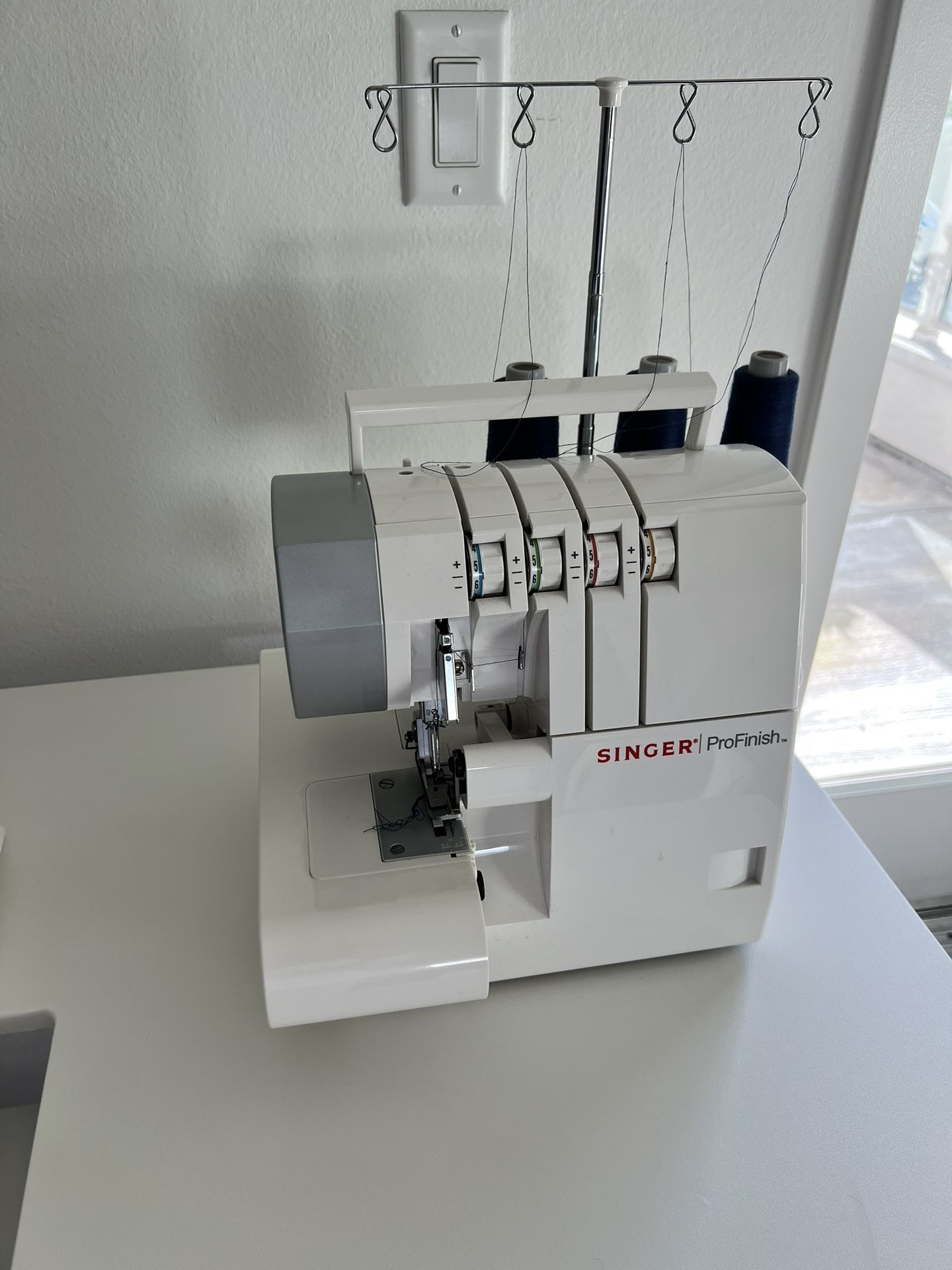 Singer® ProFinish™ 14CG754 Serger Sewing Machine w/ Built in Cutting Blade