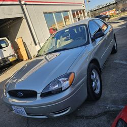 2006 Ford Taurus