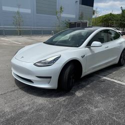 Rebuilt Title Tesla 3 2020