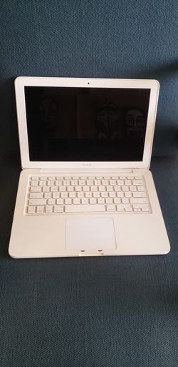 2010 MacBook - NO HARD DRIVE
