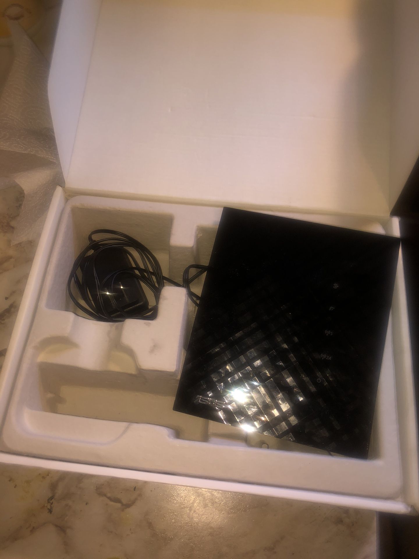 Asus RT-N53 4-Port Dual-Band Wireless-N600 Router (Black)