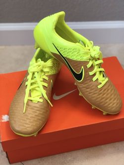 Size 8 Never worn Brand new