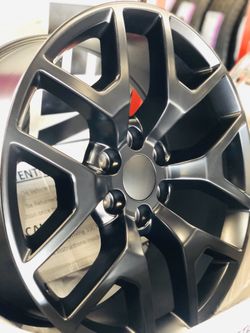 Snowflake replicas ..... CENTRAL TIRES 6️⃣0️⃣2️⃣➖2️⃣7️⃣6️⃣➖1️⃣7️⃣3️⃣2️⃣ 💥 TIRES 💥 WHEELS 💥 ALIGNMENT 💥 SUSPENSION 💥 DROP KITS 💥 LEVELING KITS