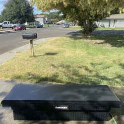 Full Size Truck Tool Box 