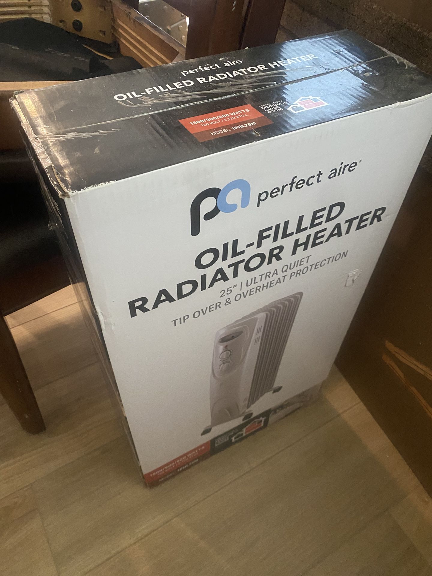 25” Oil Filled Radiator Heater **Never Used**