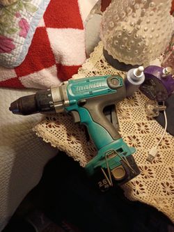Makita Cordless Drill with Battery