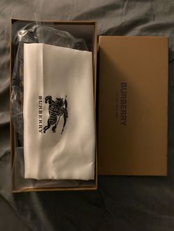 Burberry slides
