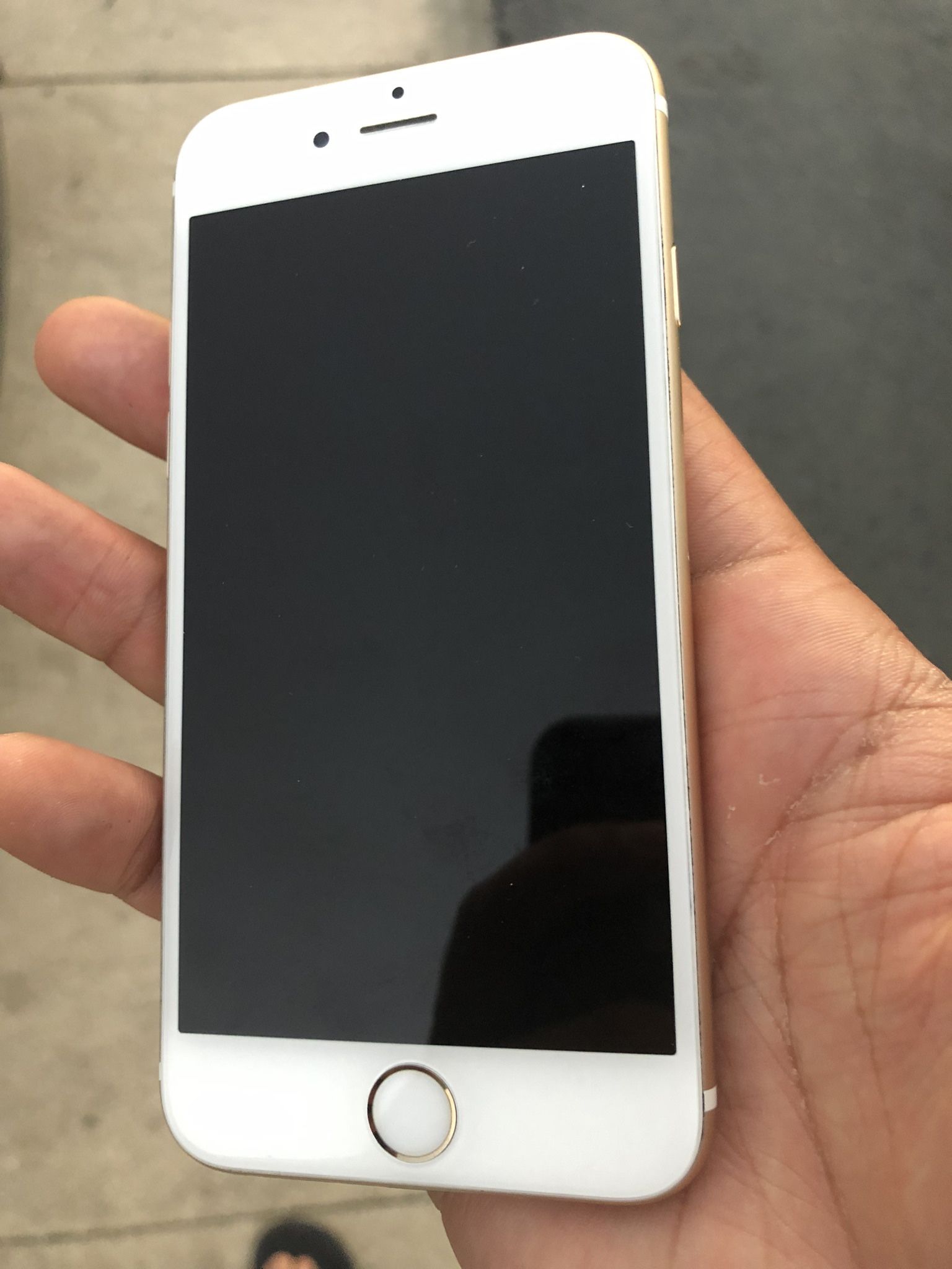 UNLOCKED IPHONE 6S / LOW PRICES