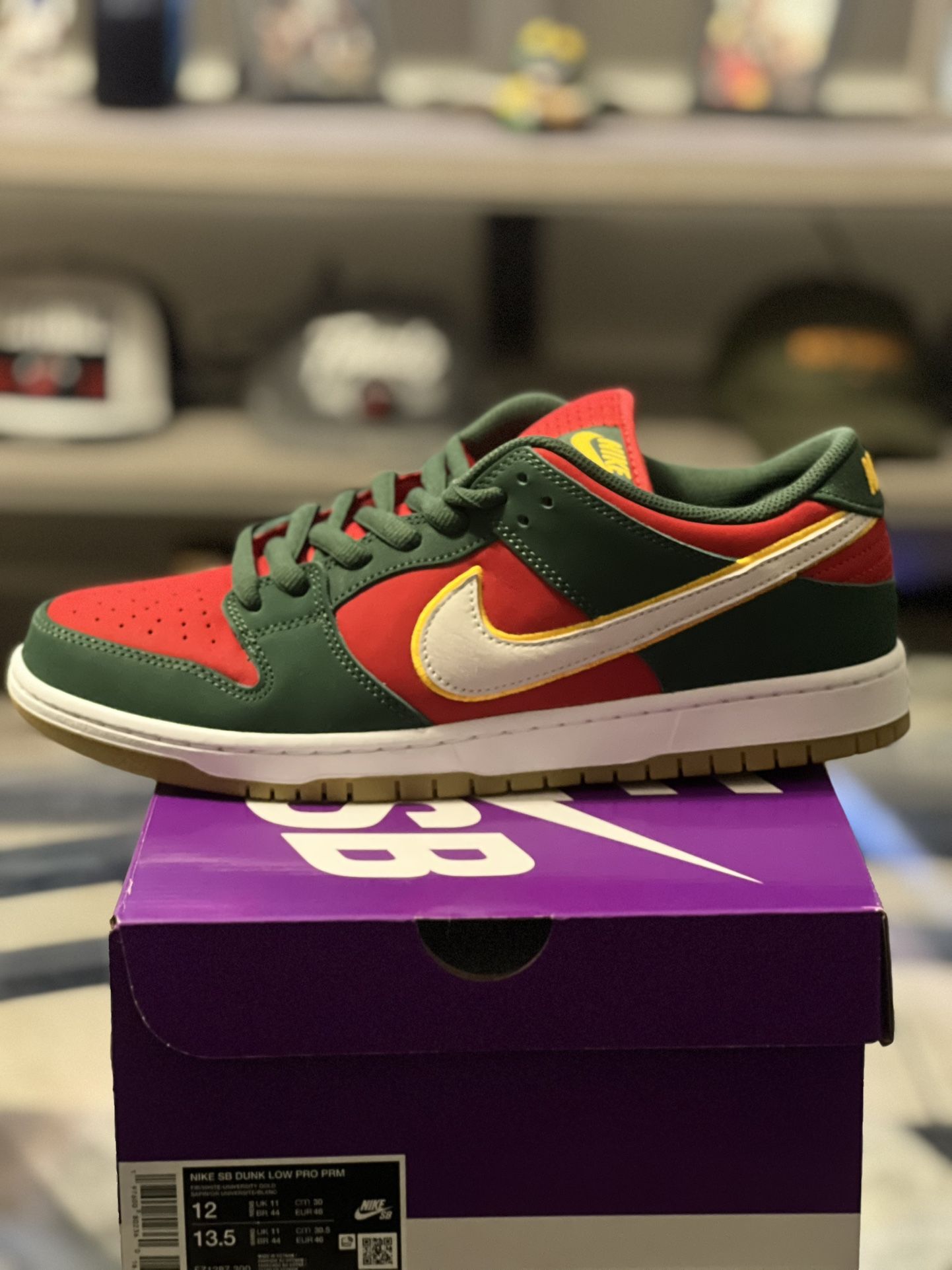 Nike SB Dunk Low Seattle Size 13 Ds With receipt