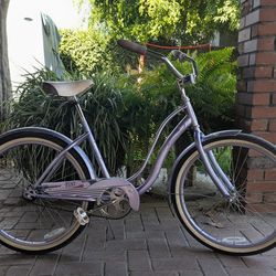 24" Schwinn Girls Beach Cruiser