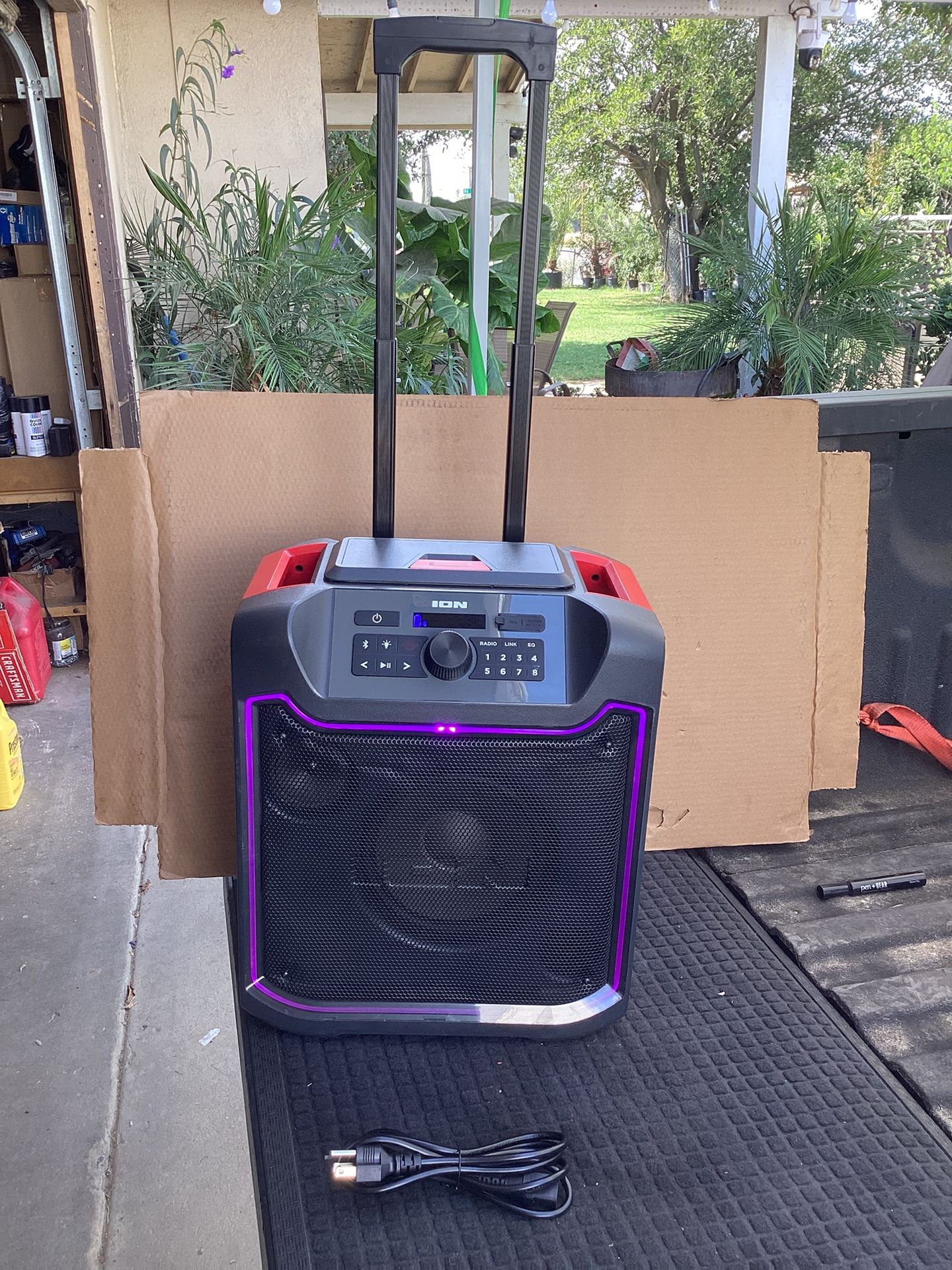 ION PATHFINDER 280 PORTABLE BLUETOOTH SPEAKER 120W