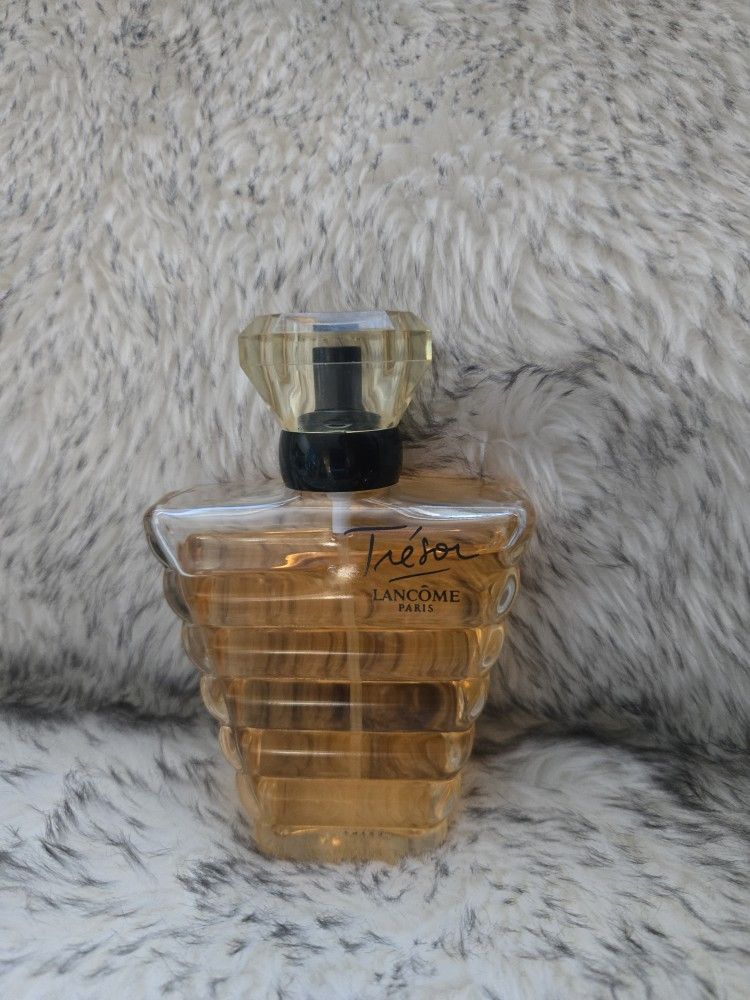 Vintage 90s Perfume Tresor