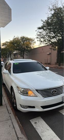 2011 Lexus LS 460