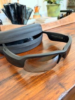 Bose Frames Tempo - Sports Audio Sunglasses with Polarized brown Lenses & Bluetooth Connectivity