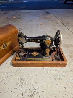 Antique singer sewing machine