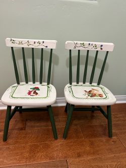 Vintage mini wooden child’s chairs
