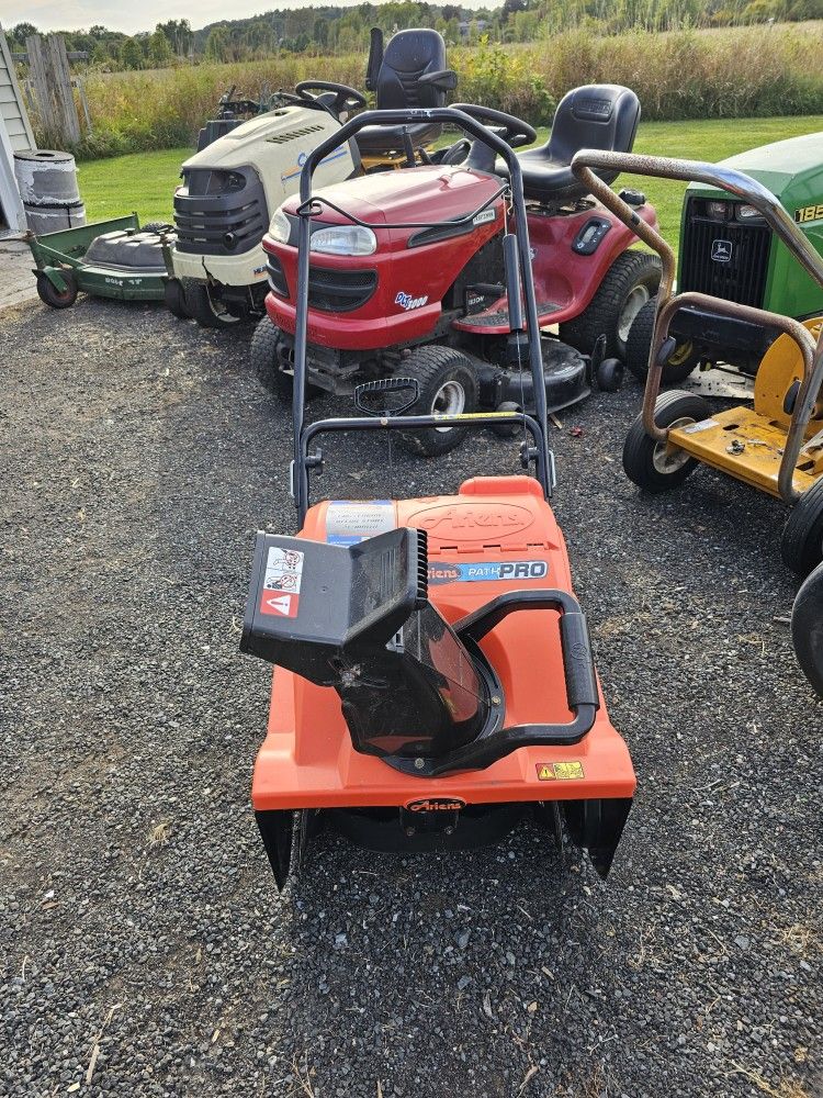 Ariens Single Stage Snow Blower