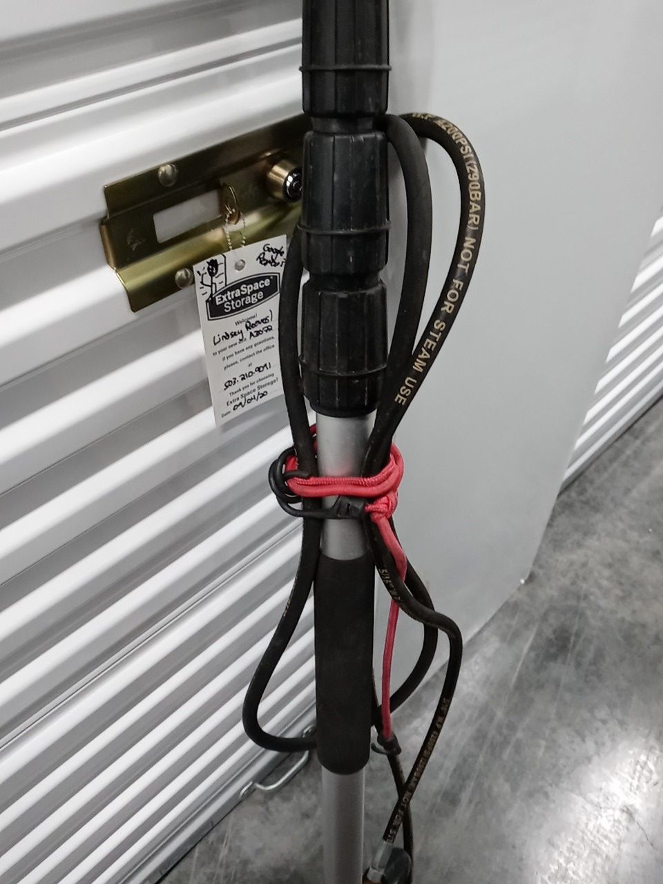 Presser washer extension pole gun