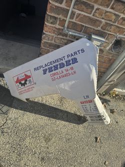 2014 Toyota Corolla Driver Side Fender
