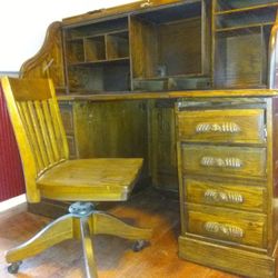  Oak Rolltop Desk PRICE REDUCED!